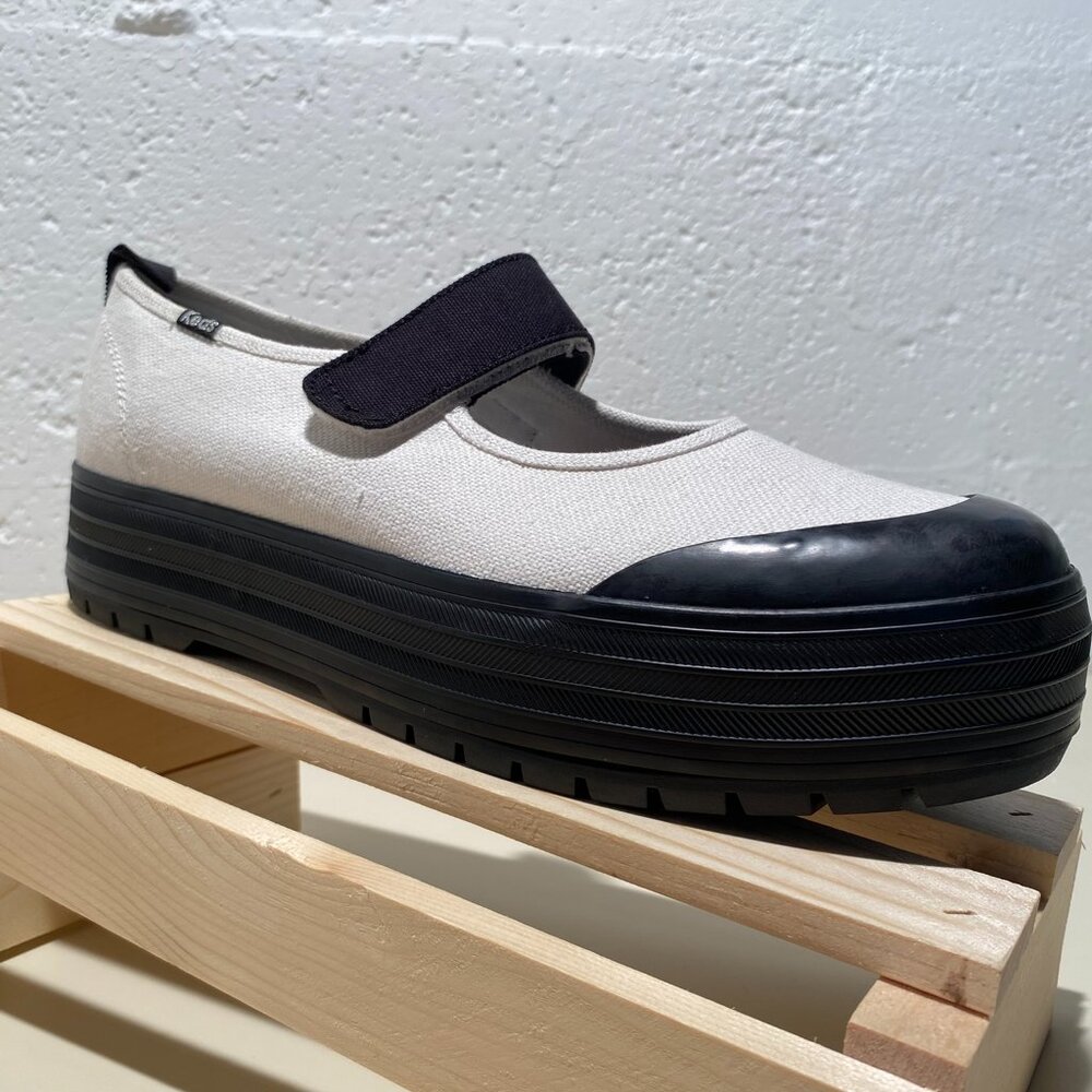 Keds Black and White Flats - Picture 5 of 12